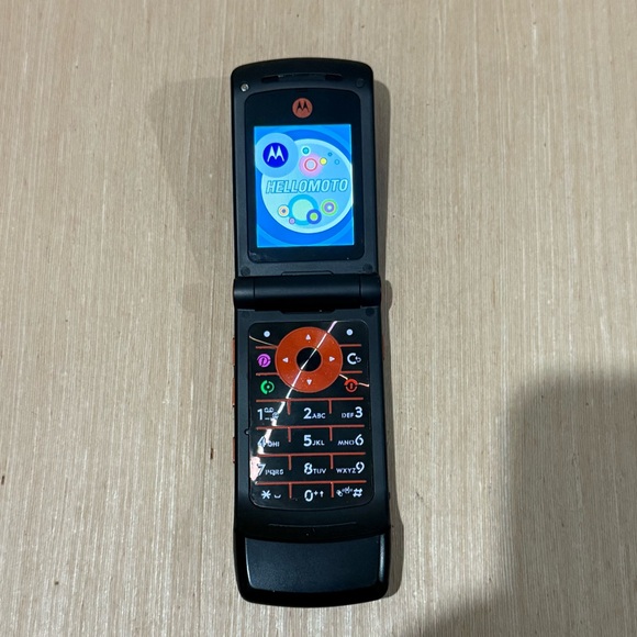 Motorola W490 T-Mobile 3G Flip Phone No Charger Tested Powers On Read Below!! - Picture 9 of 14